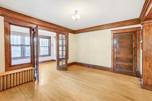 1664 Ashland Ave unit 3 - Print Quality - 005 - 05 Living Room.jpg