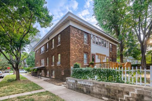 1664 Ashland Ave unit 3 - Print Quality - 016 - 16 Exterior Rear.jpg