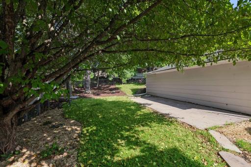 4849 E Upland Crest, Columbia Heights, MN 55421