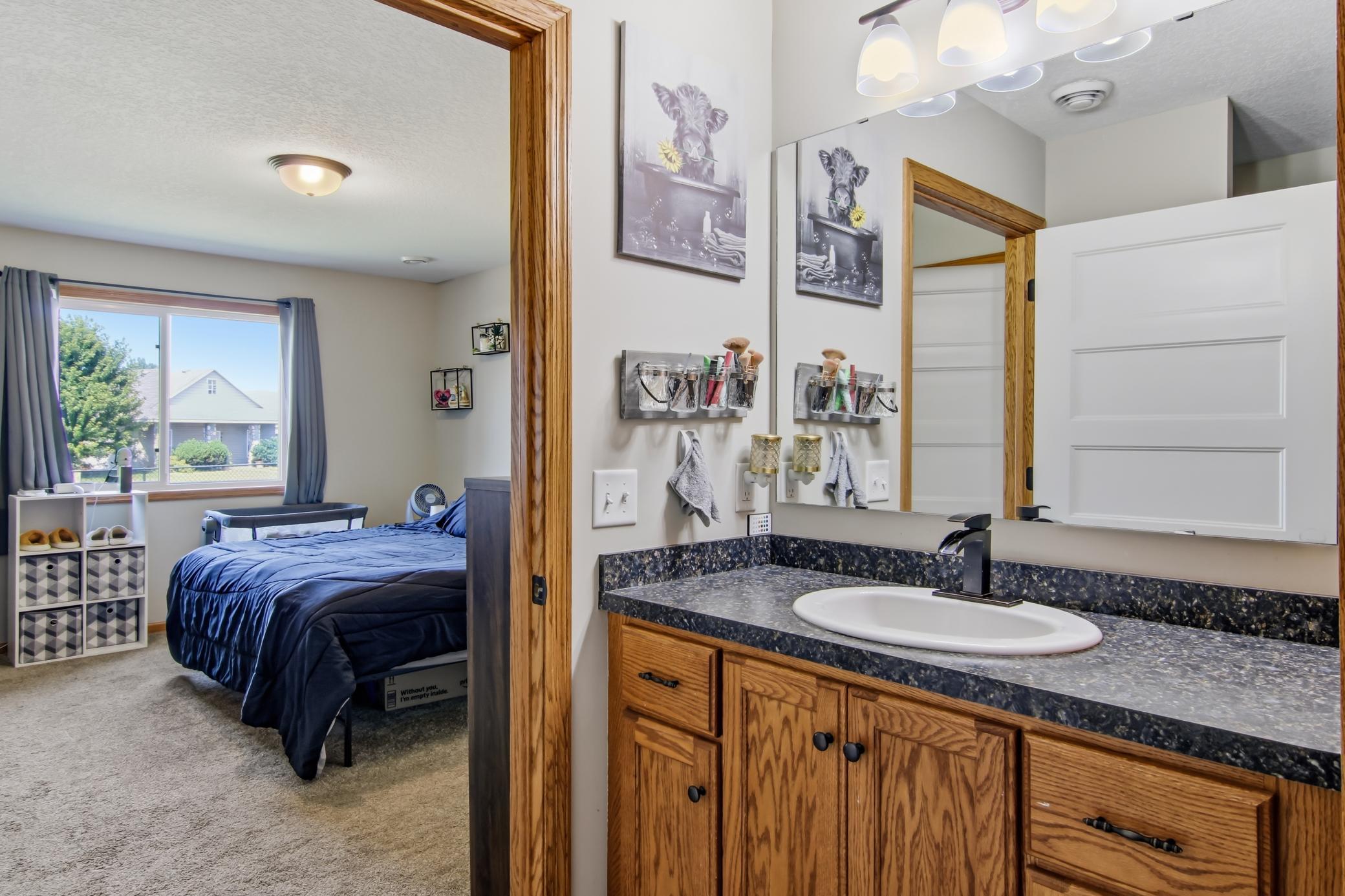 07-PrimaryBathroom-2-jpg.jpg