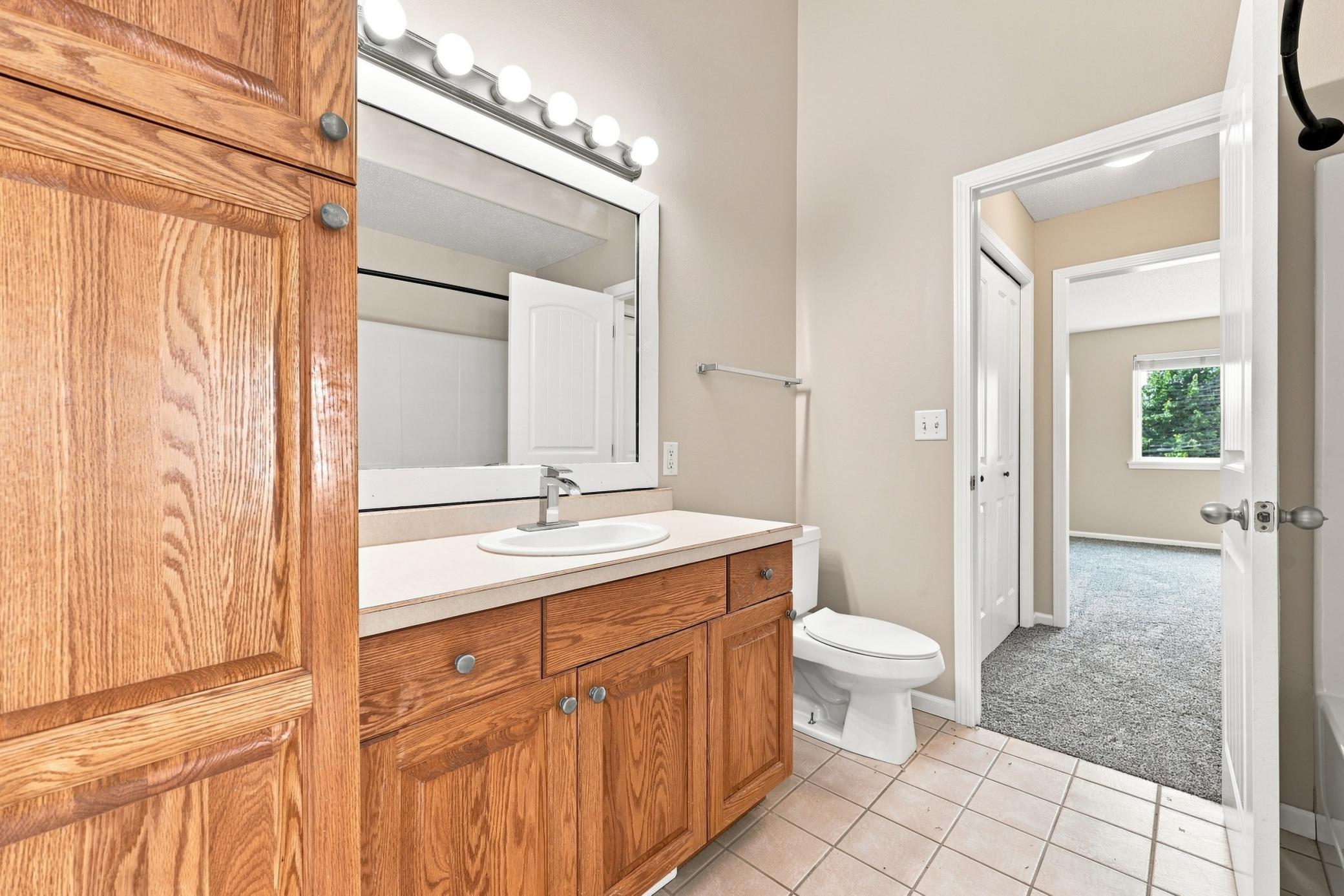 Primary Bedroom Hollywood Bath