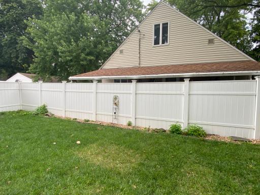 1224 Frank Hall Drive, Albert Lea, MN 56007