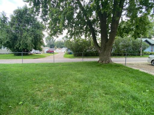1224 Frank Hall Drive, Albert Lea, MN 56007