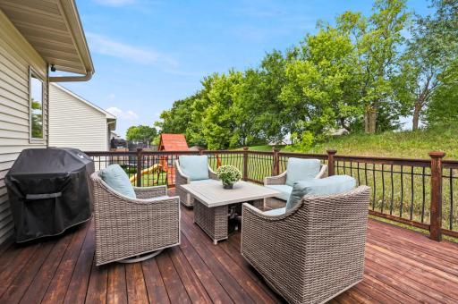 Spacious deck offering the perfect outdoor setting