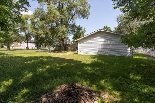 408 18th Avenue E, Menomonie, WI 54751