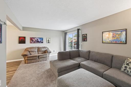 459 Mailand Court S, Maplewood, MN 55119
