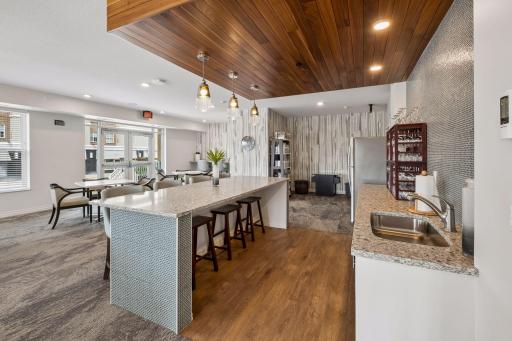 With glassware, fridge and plenty of seating, this is a lovely space to share with both old and new friends!