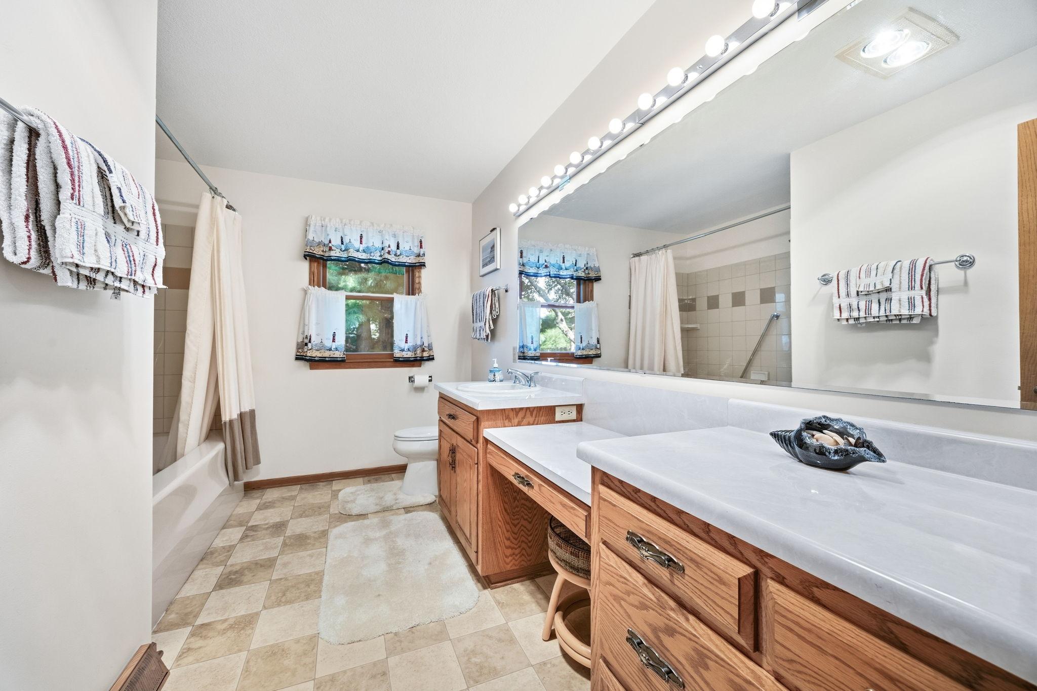 Main floor full bath
