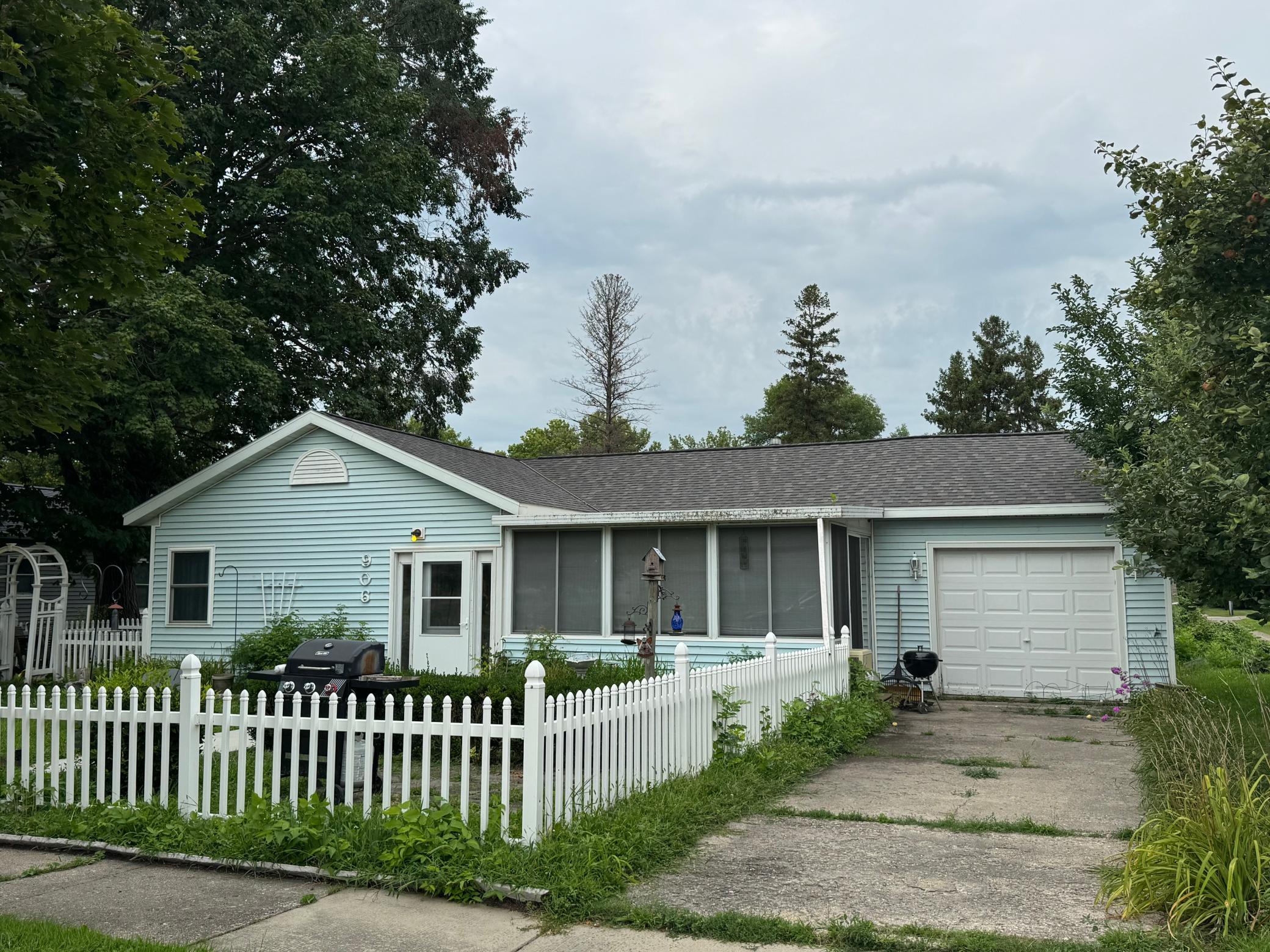 7126953
