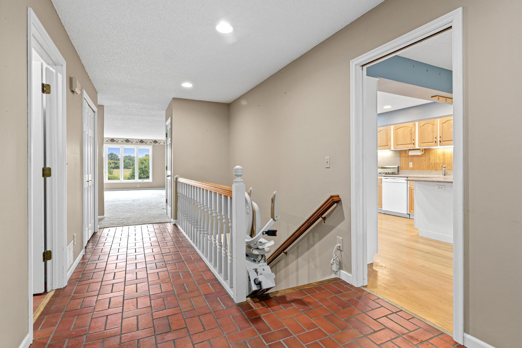 18 Anemone Cir-3.jpg