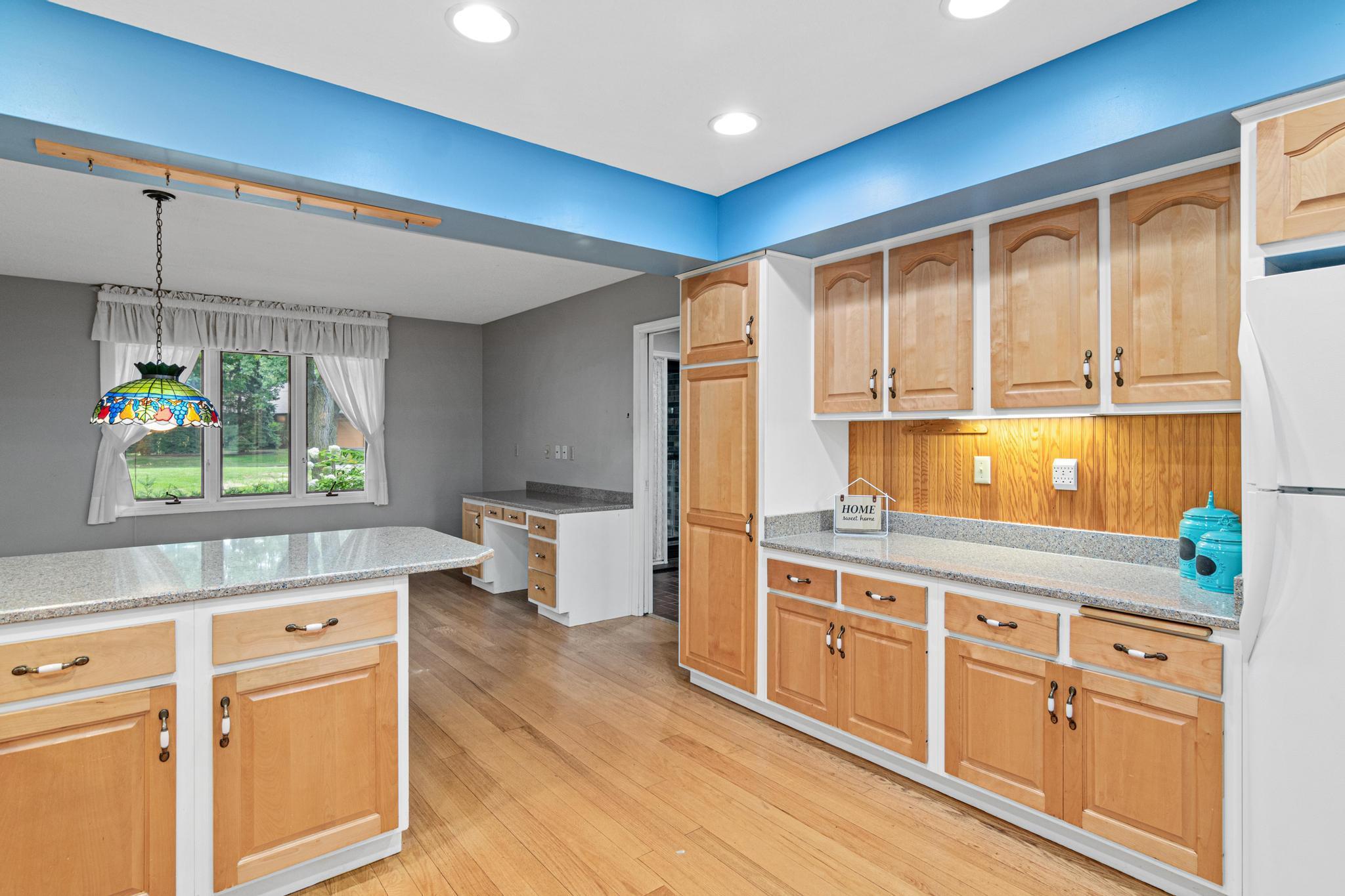 18 Anemone Cir-15.jpg