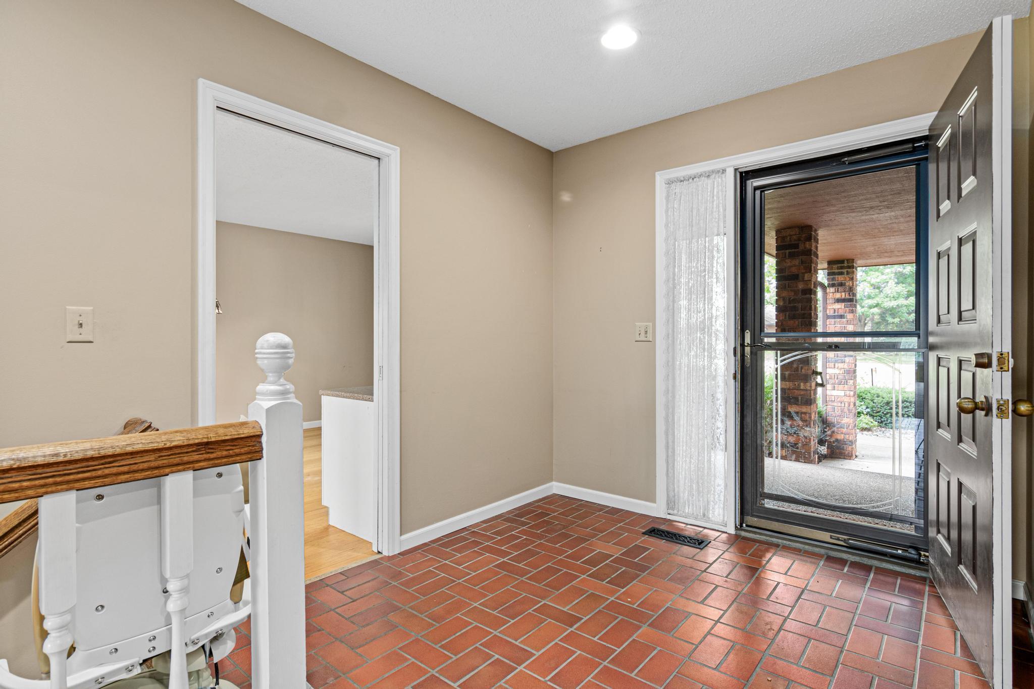 18 Anemone Cir-2.jpg