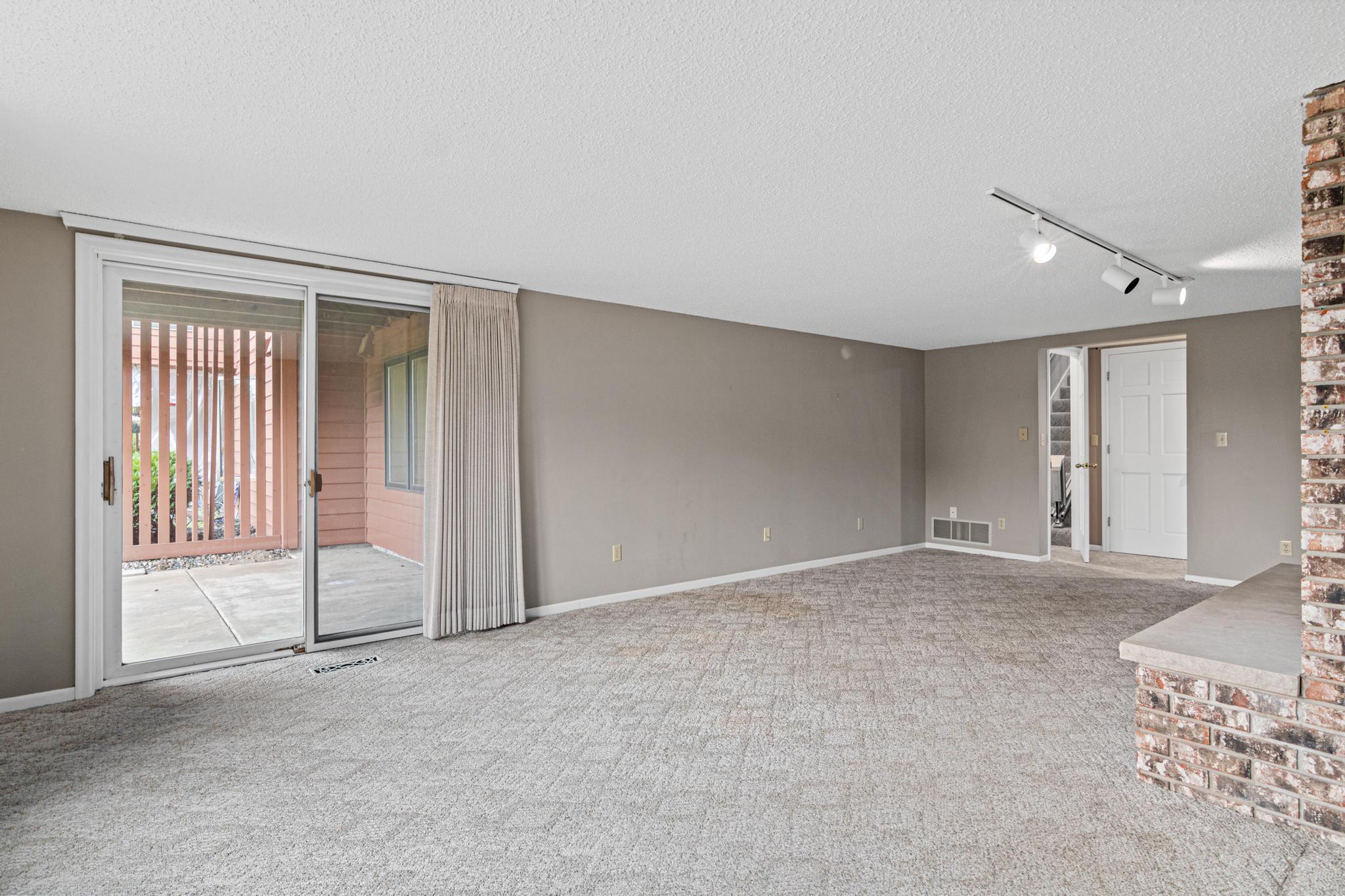 18 Anemone Cir-25.jpg