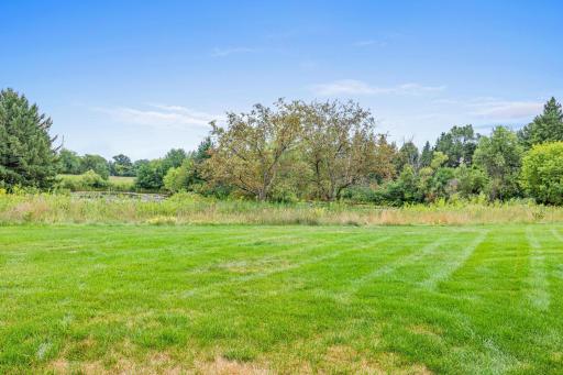 18 Anemone Circle, North Oaks, MN 55127