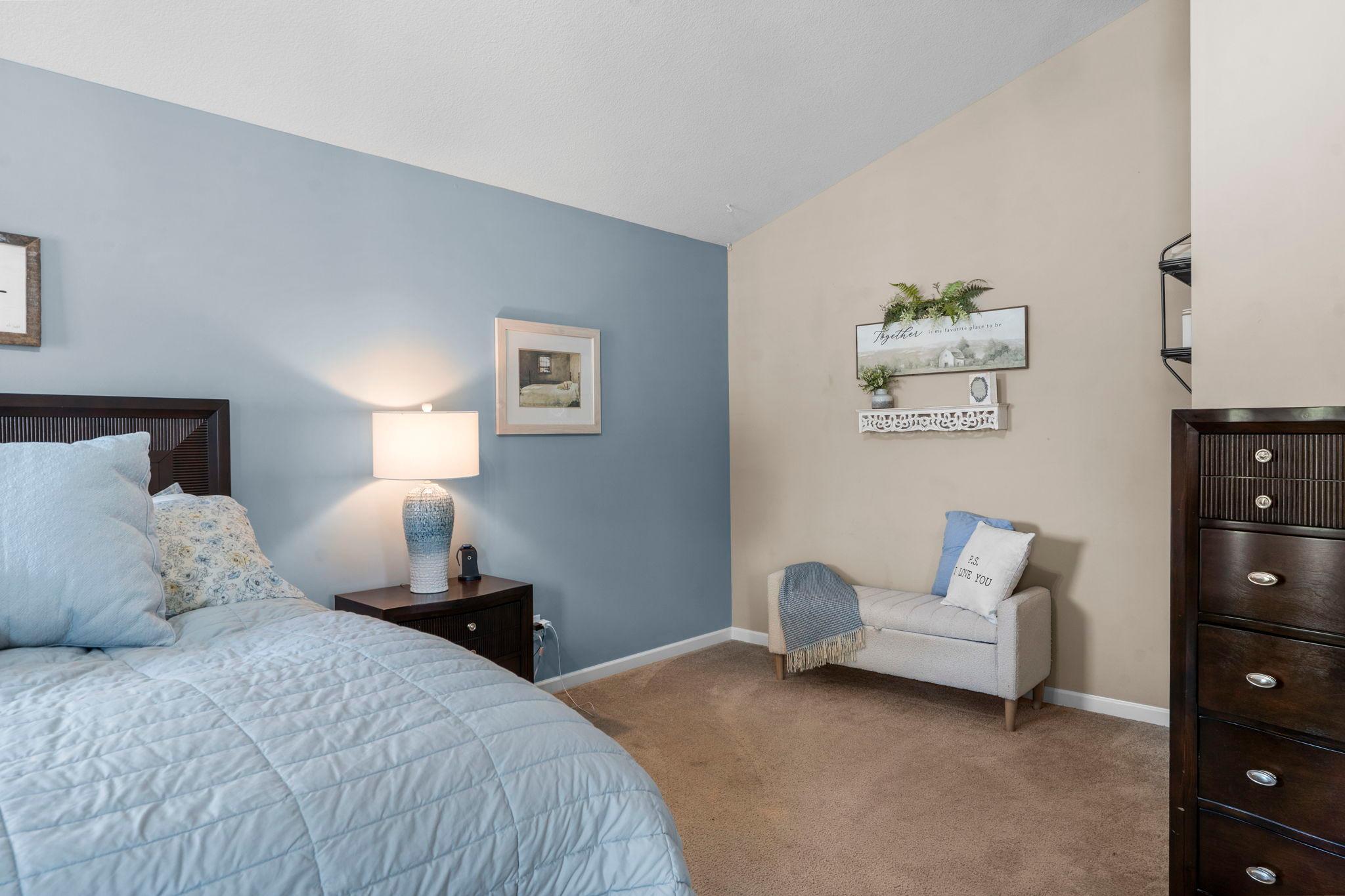 36-web-or-mls-4971 Hamlet Ave N-293.jpg