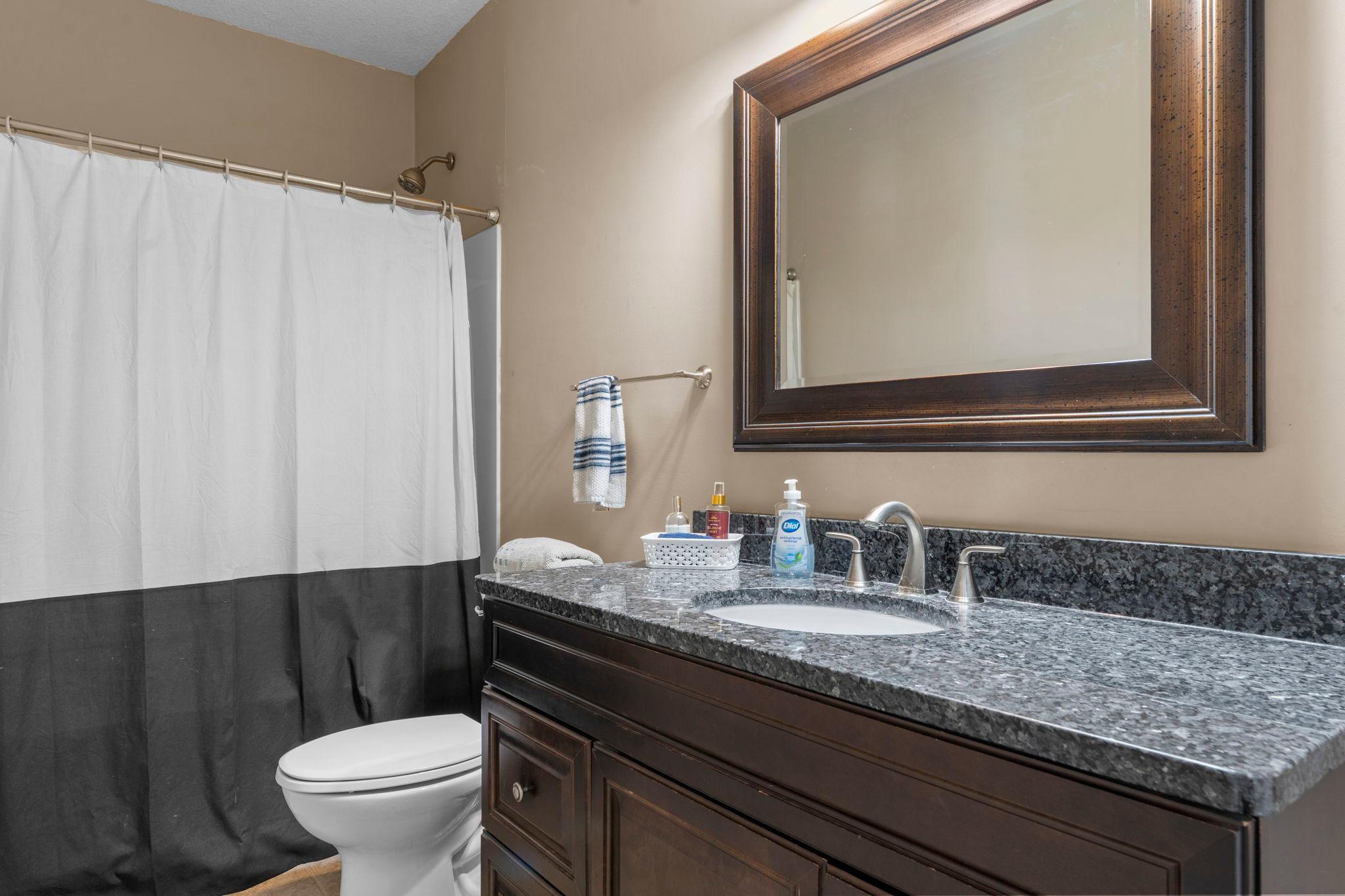 61-web-or-mls-4971 Hamlet Ave N-253.jpg
