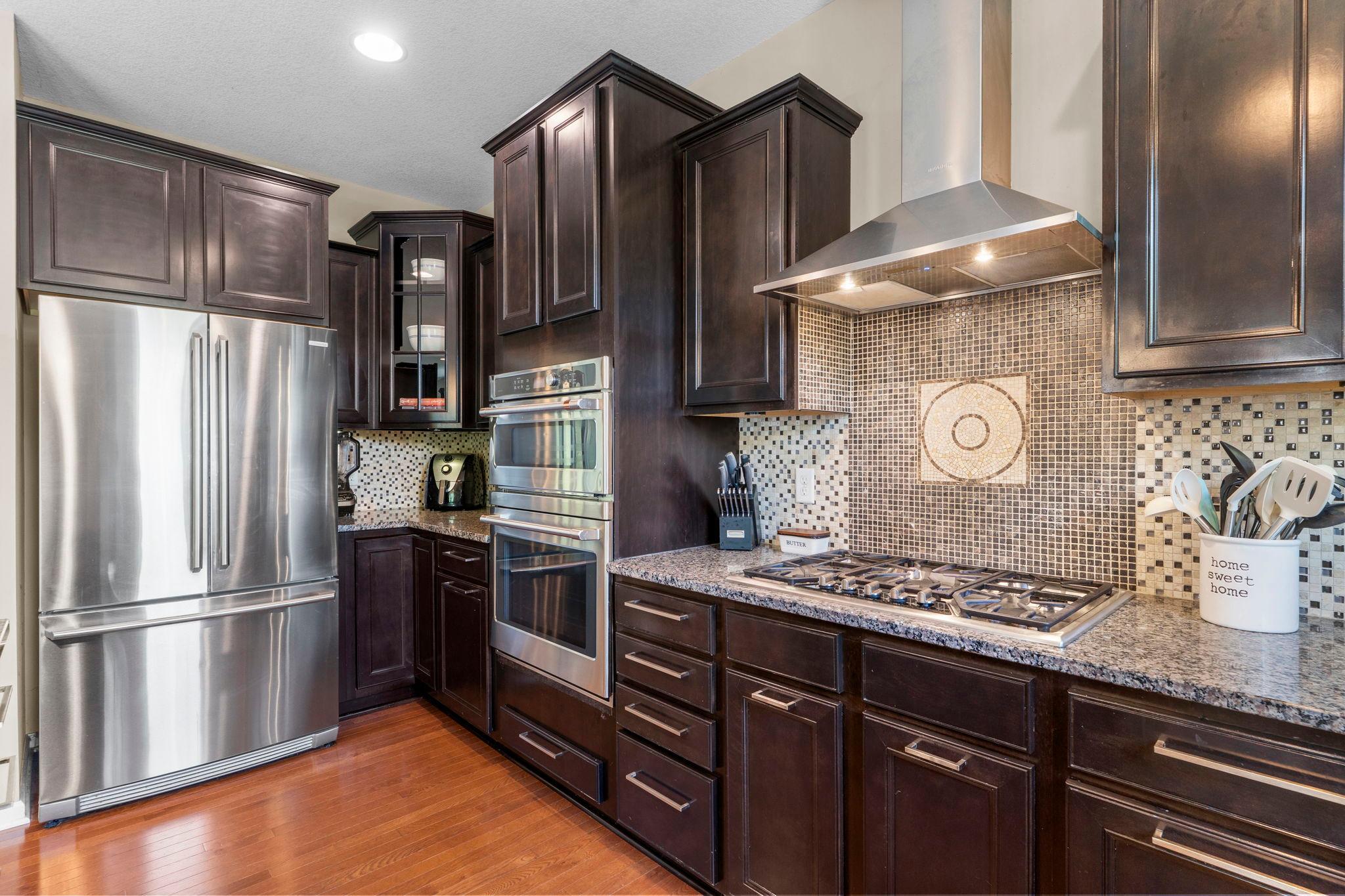 29-web-or-mls-4971 Hamlet Ave N-208.jpg