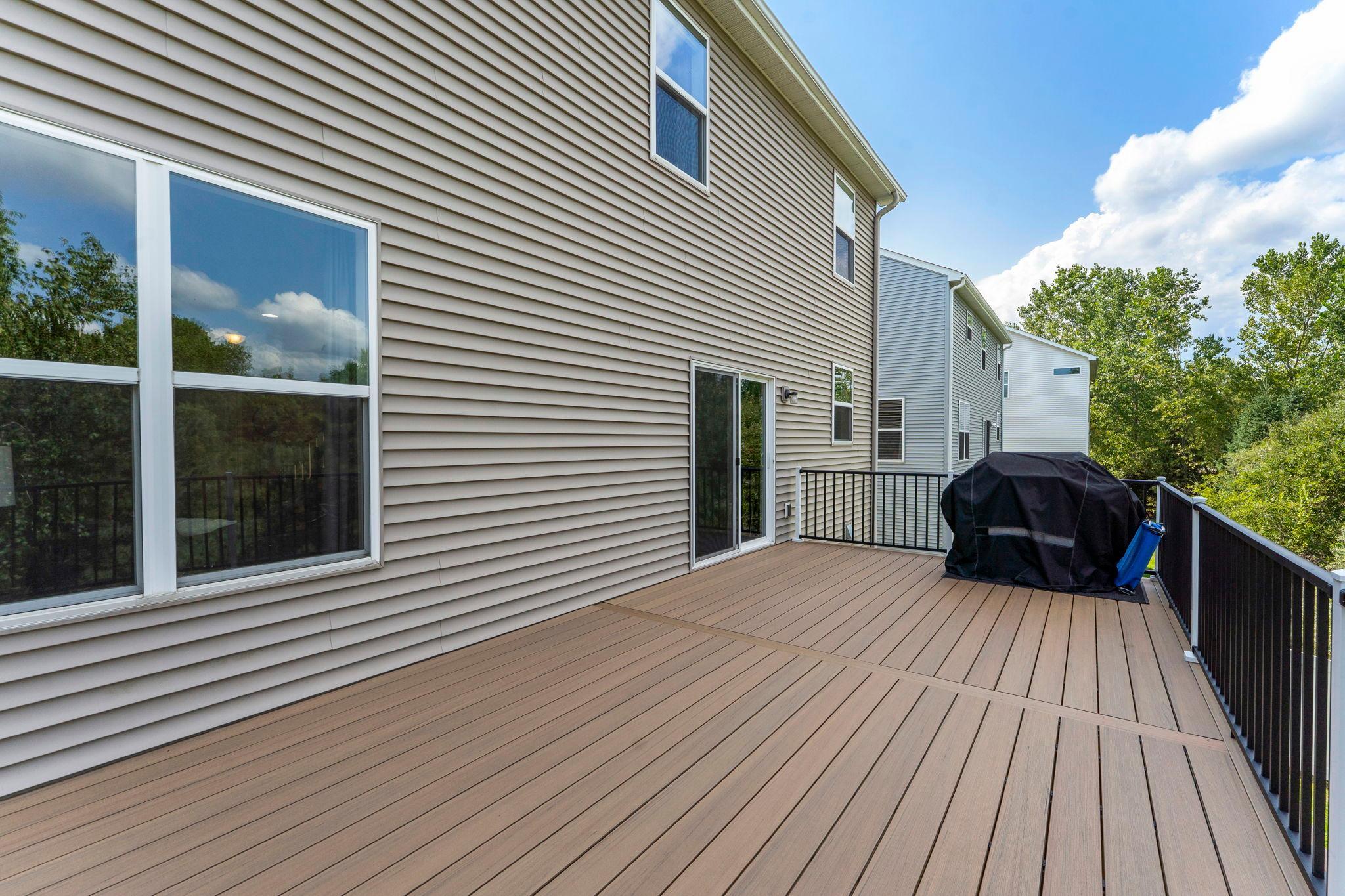 66-web-or-mls-4971 Hamlet Ave N-126.jpg