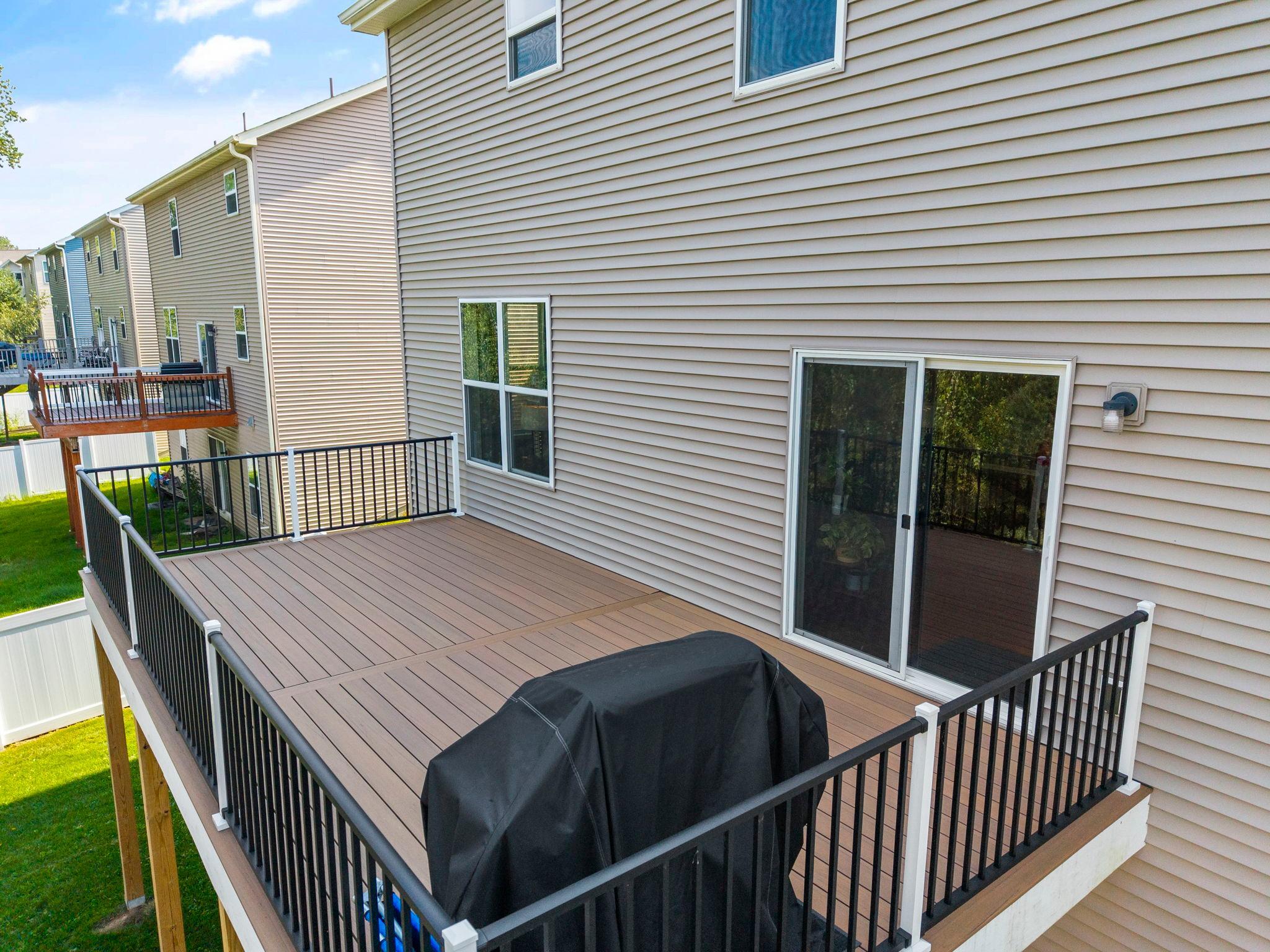 69-web-or-mls-4971 Hamlet Ave N-48.jpg
