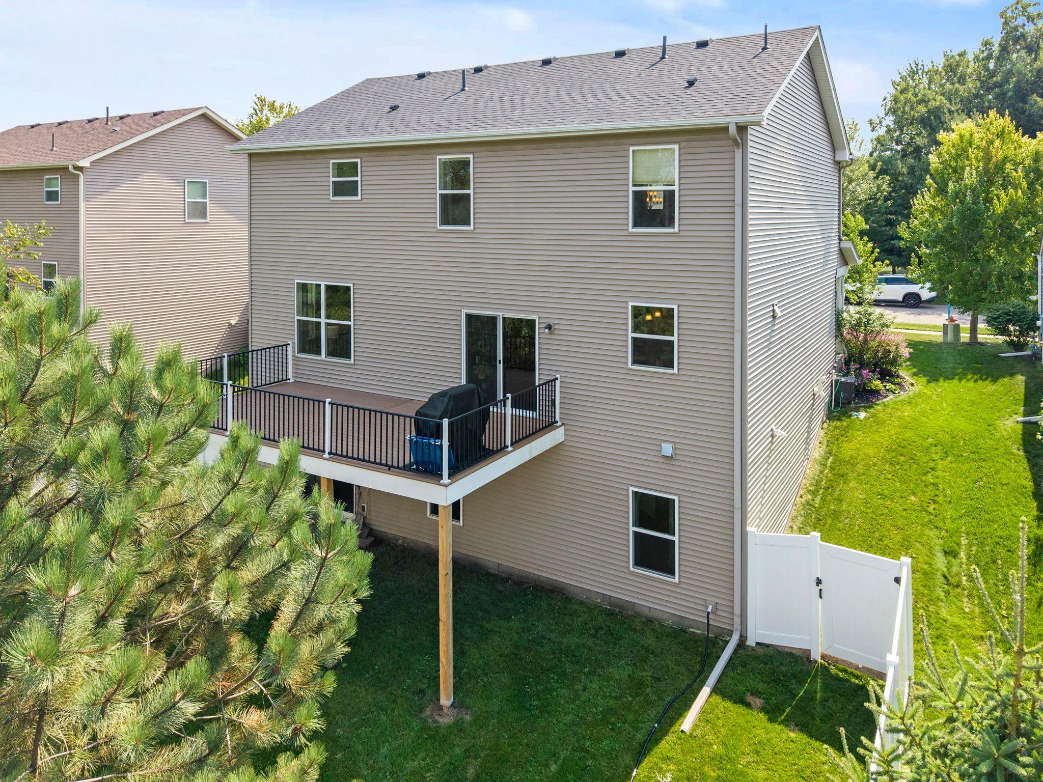 73-web-or-mls-4971 Hamlet Ave N-32.jpg