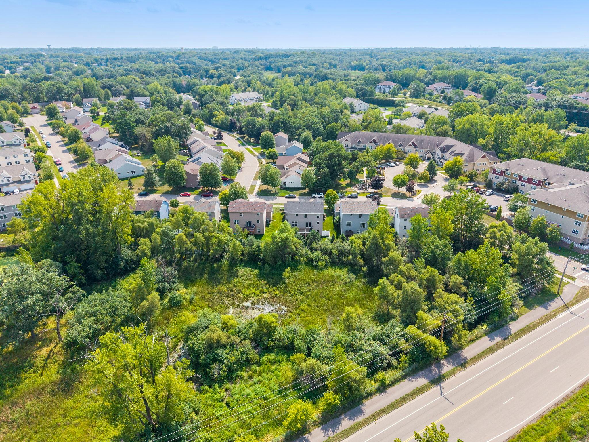 81-web-or-mls-4971 Hamlet Ave N-97.jpg