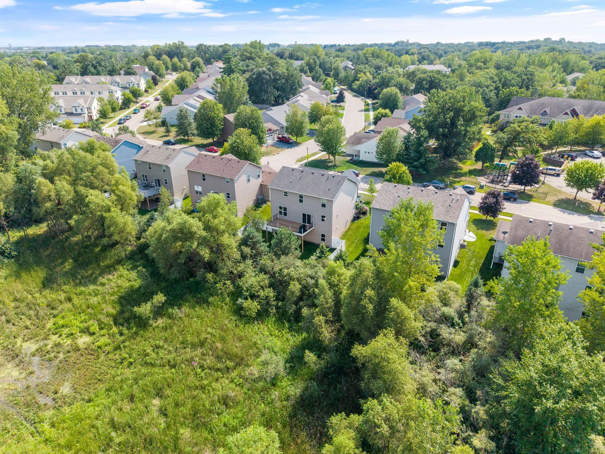 79-web-or-mls-4971 Hamlet Ave N-73.jpg