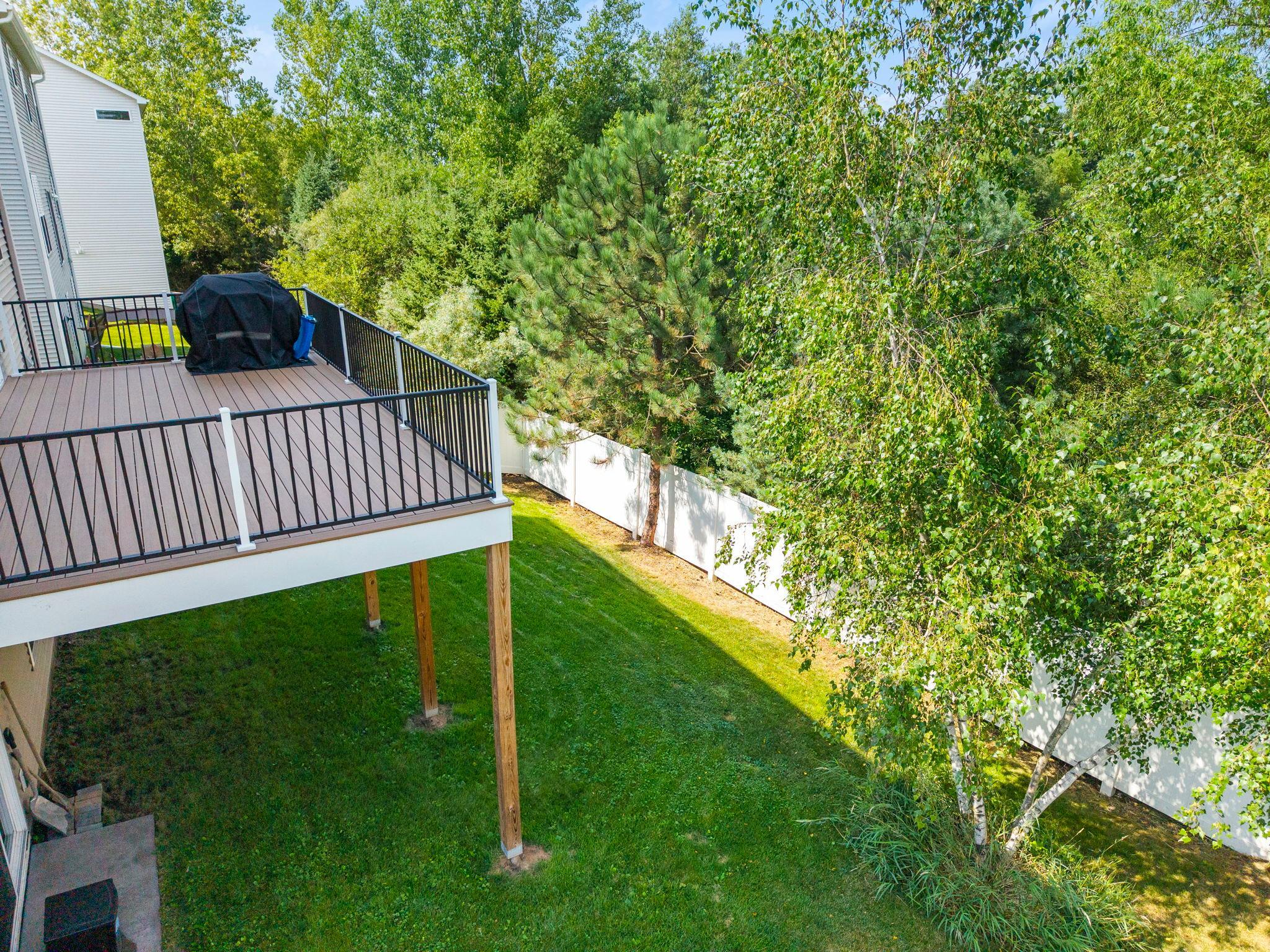 76-web-or-mls-4971 Hamlet Ave N-59.jpg