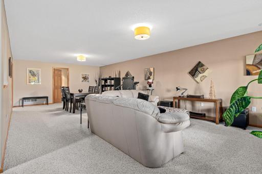 9316 Kimberly Lane N, Maple Grove, MN 55311