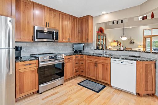 9316 Kimberly Lane N, Maple Grove, MN 55311