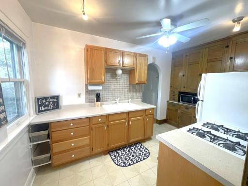 3852 Standish Avenue, Minneapolis, MN 55407