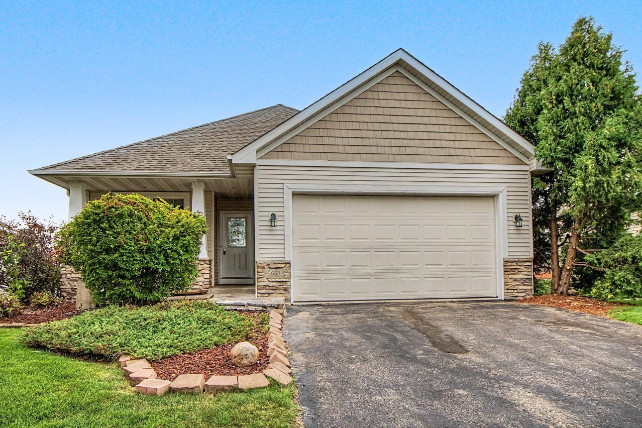 Beautiful 3 bedrooms and 3 bathrooms house in quiet neighborhood