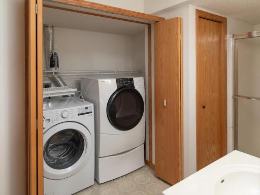 021-012-Laundry-1024x768.jpg