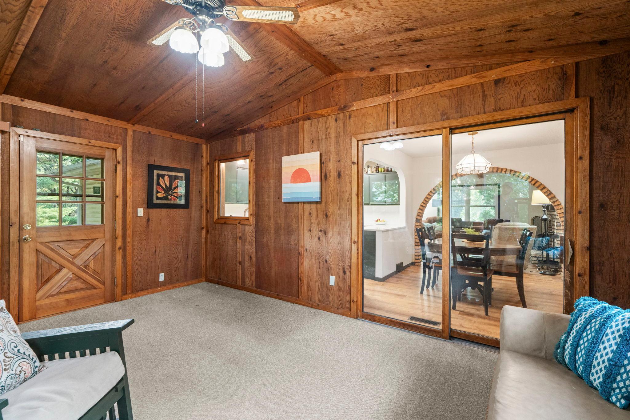 61-web-or-mls-11547 Flintwood St NW-258.jpg