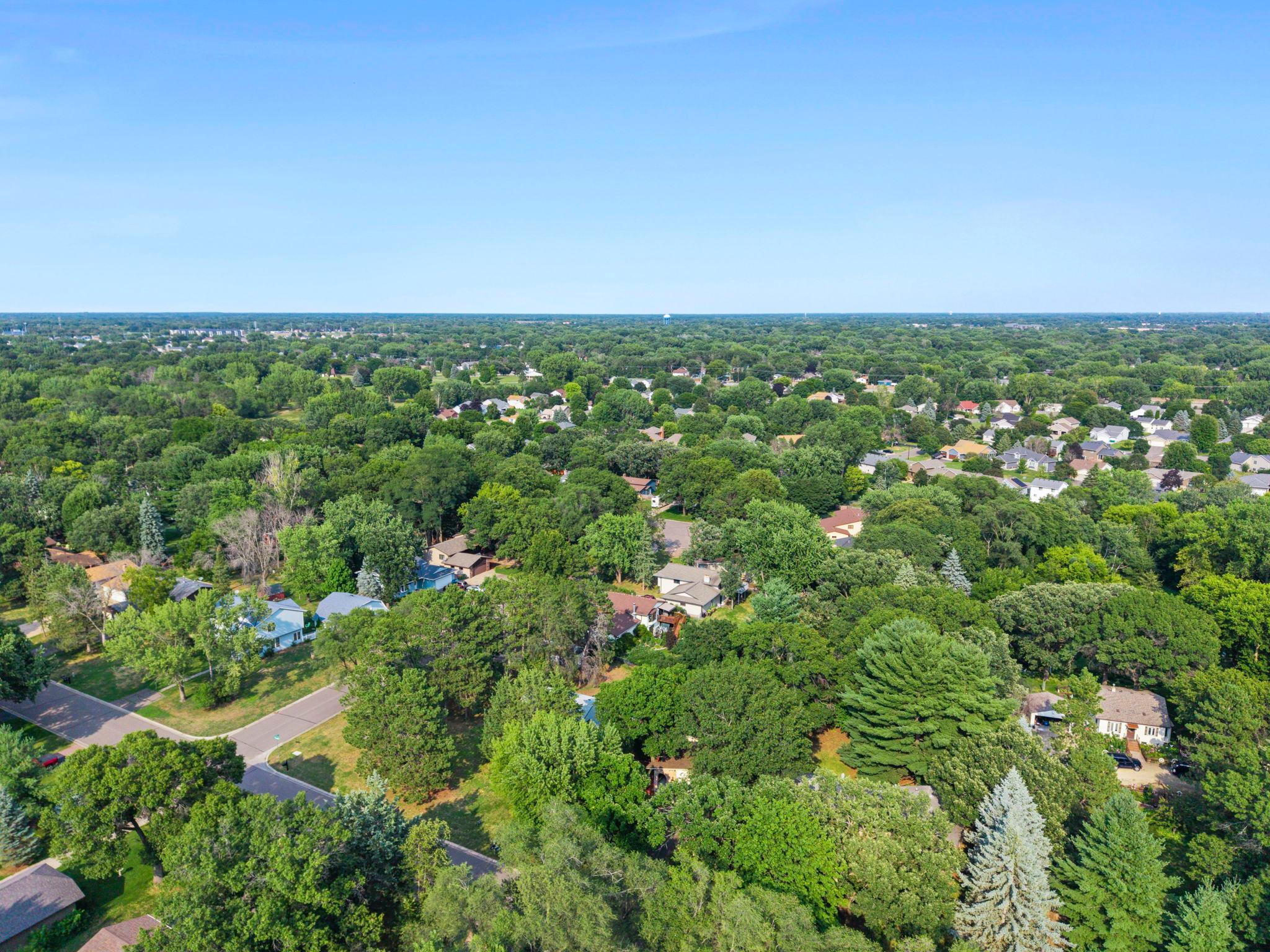 3-web-or-mls-11547 Flintwood St NW-319.jpg