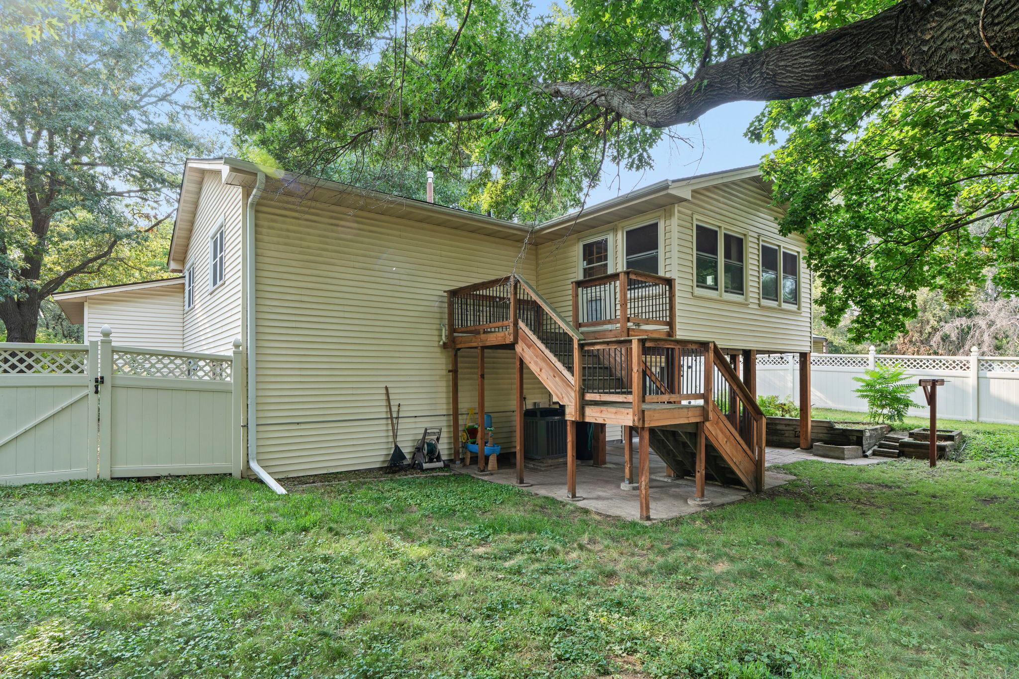 67-web-or-mls-11547 Flintwood St NW-46.jpg