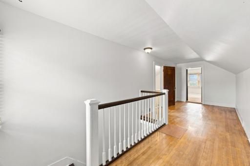 1021 9th Avenue N, Fargo, ND 58102