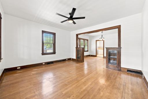 1021 9th Avenue N, Fargo, ND 58102