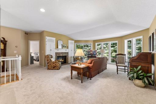1774 Green Crest Drive, Victoria, MN 55386
