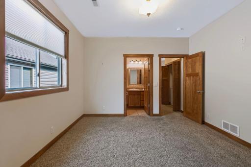 206 W Cemetery Road, River Falls, WI 54022