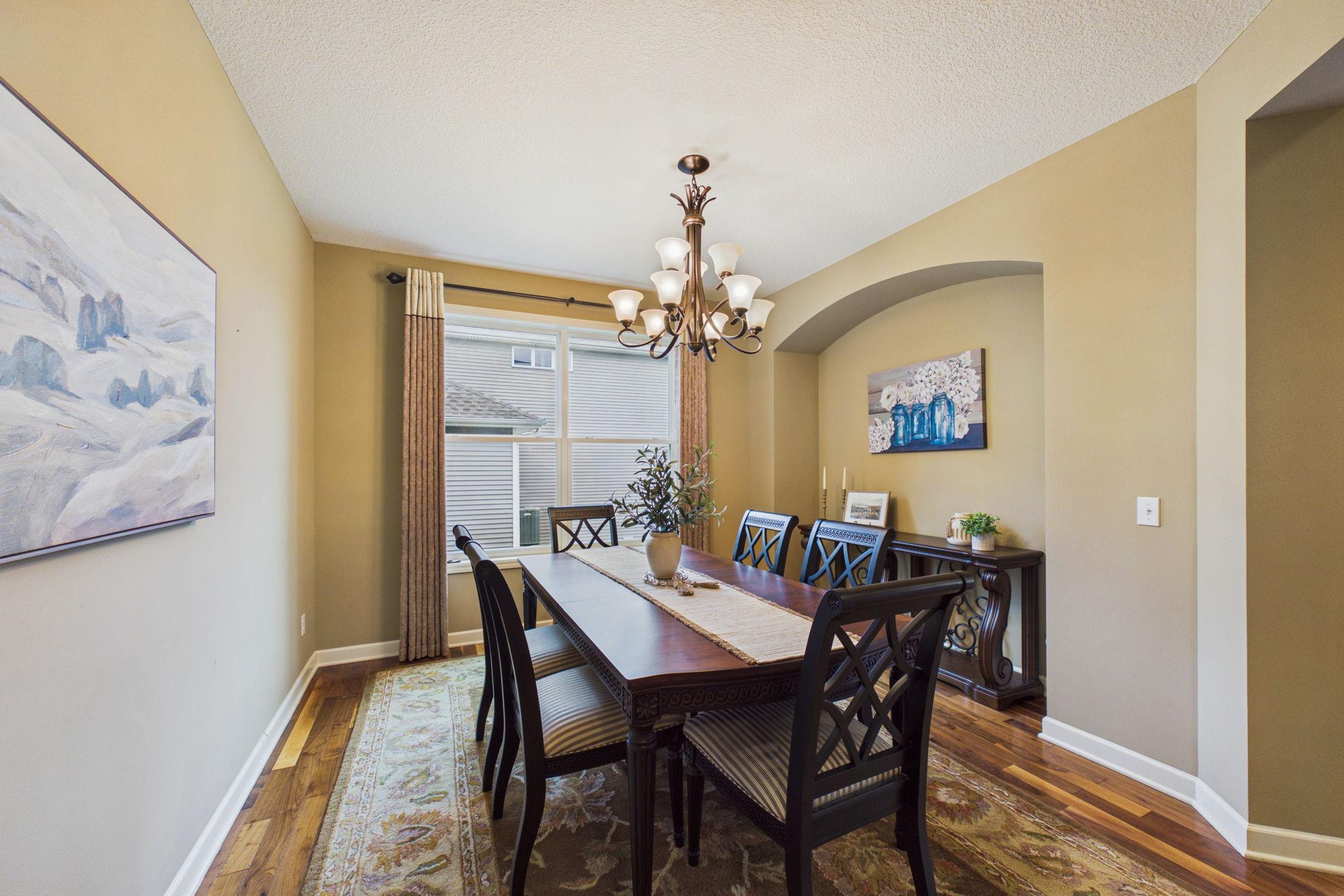 Formal Dining