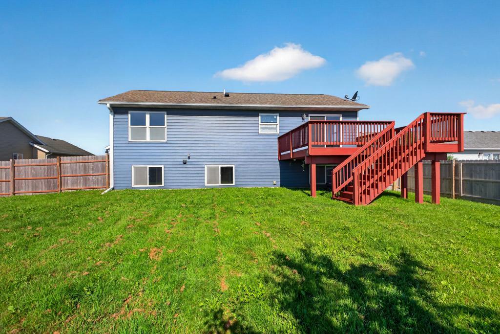 4 bed 2 bath home for sale 500 6th Ct SE Dover MN 55929