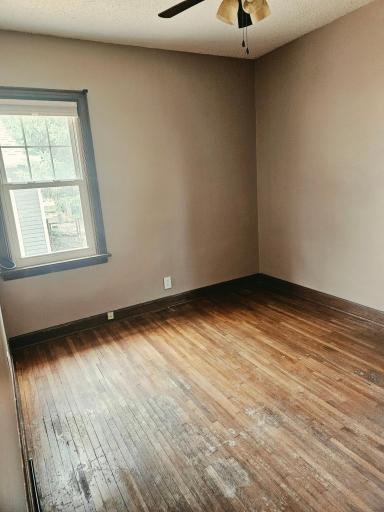 BEDROOM2.jpg