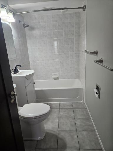 BATH.jpg