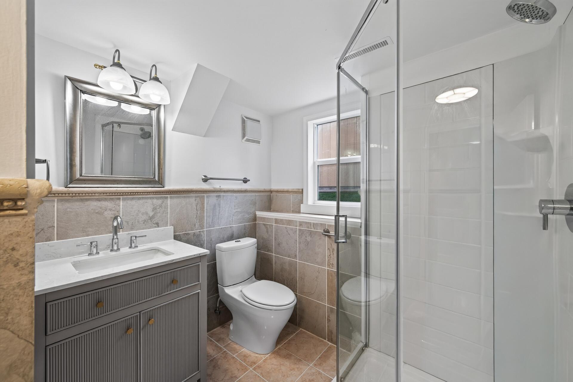 20_8041_60__Ave20_mls.jpg