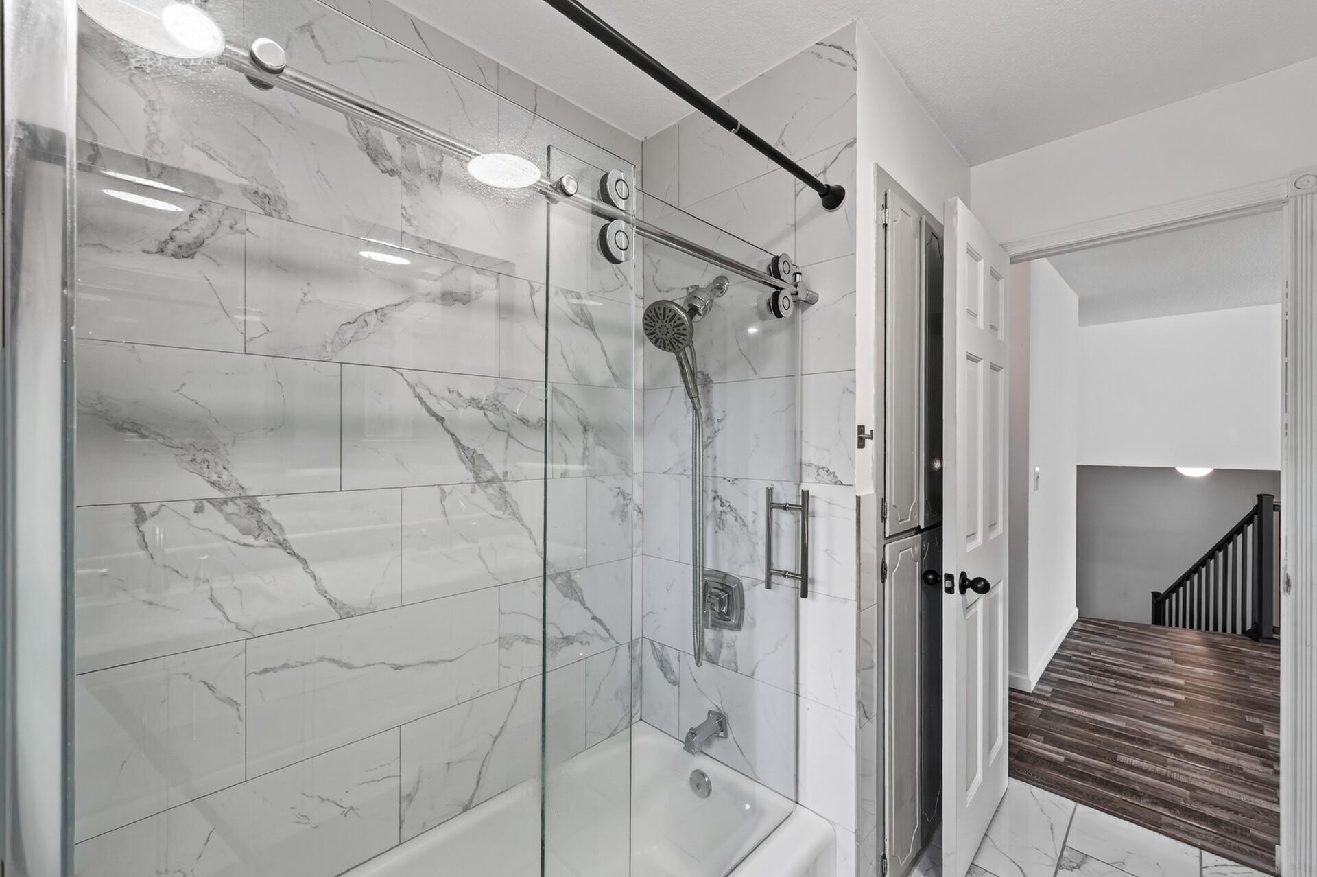 13_8041_60__Ave13_mls.jpg