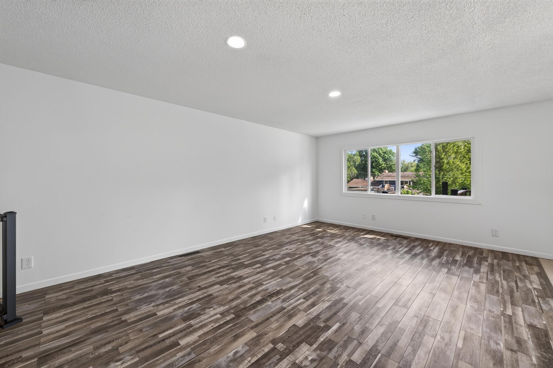 05_8041_60__Ave5_mls.jpg