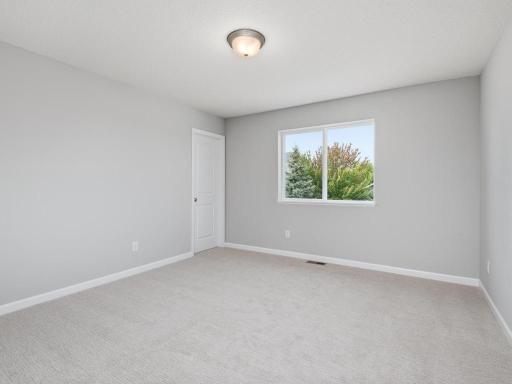 1223 Olivia Street SE, New Prague, MN 56071