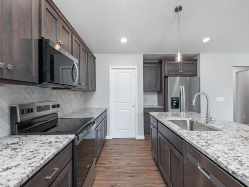 1223 Olivia Street SE, New Prague, MN 56071