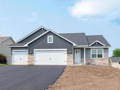 1223 Olivia Street SE, New Prague, MN 56071