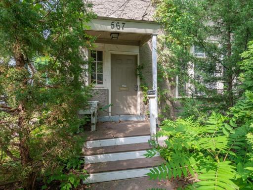 936 4th Street E, Saint Paul, MN 55106